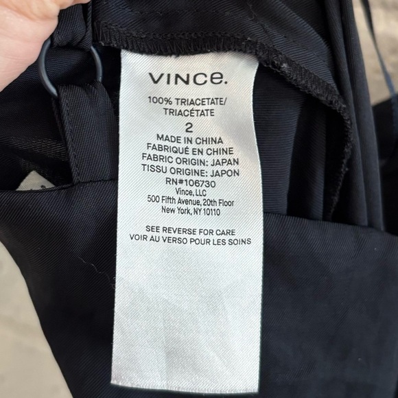 Vince Vneck Spaghetti Strap Blk Play Romper - Picture 9 of 9